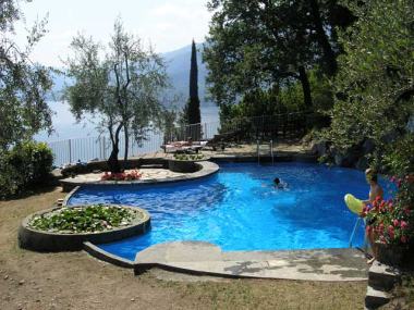 lake como rental